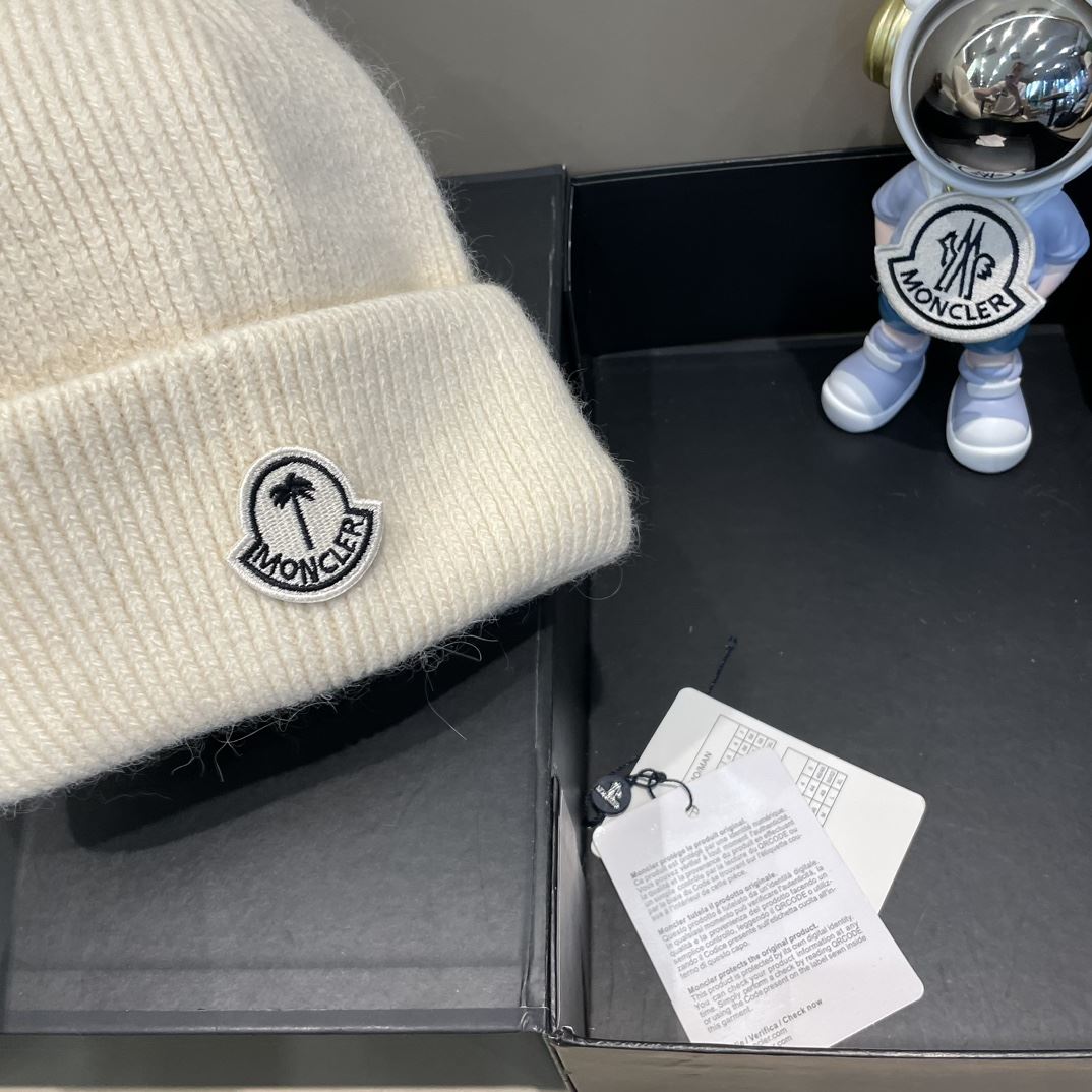 Moncler Caps